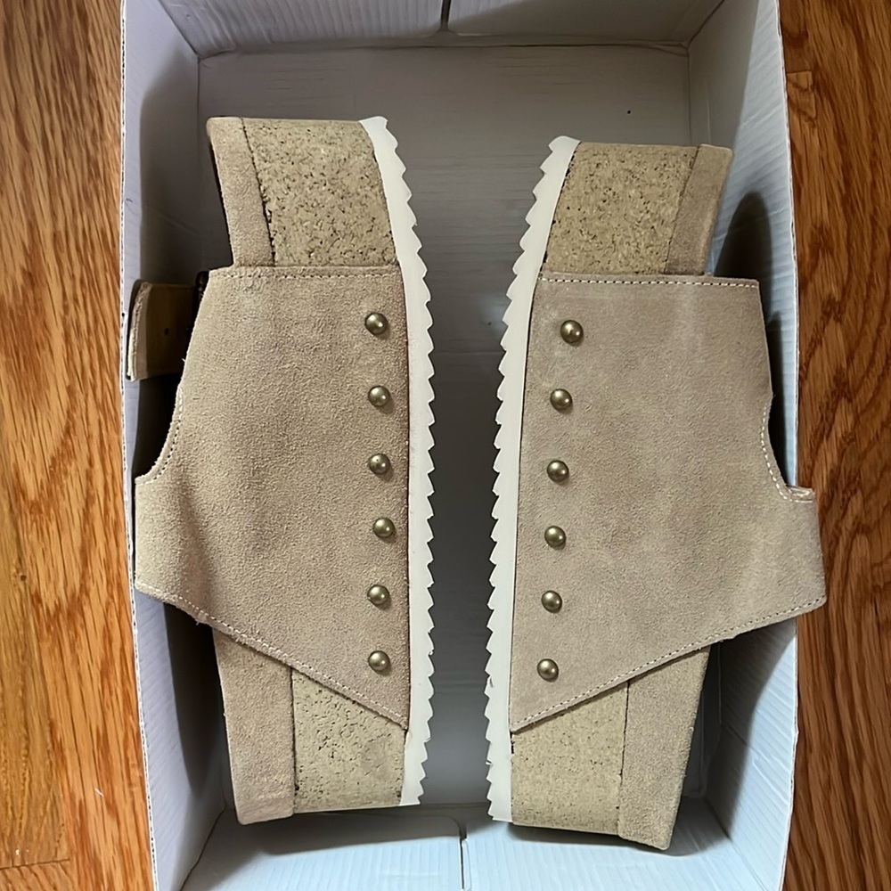 Free People x Intentionally Blank Rule Breaker Flatform Taupe Sandals Sz 7.5 NIB - Picture 5 of 11